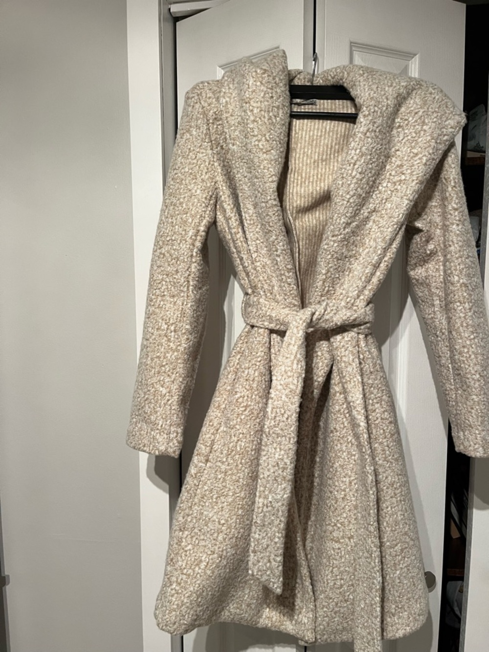 Black Tape_ Cream Bouclé Hooded Wrap